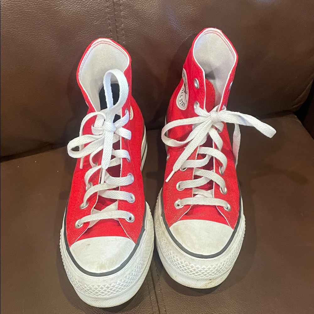 Red High-Top Converse all star Sneakers with White Laces - kids or adult sz 7.5